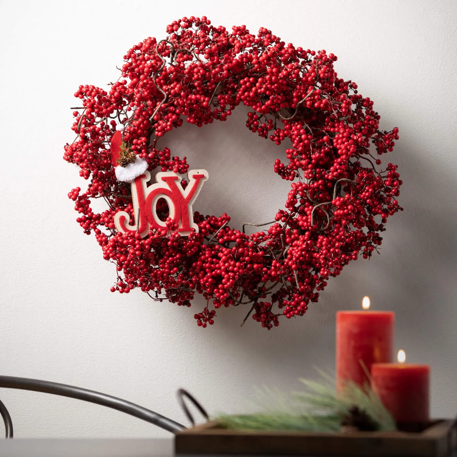 24" Red Berry Wreath