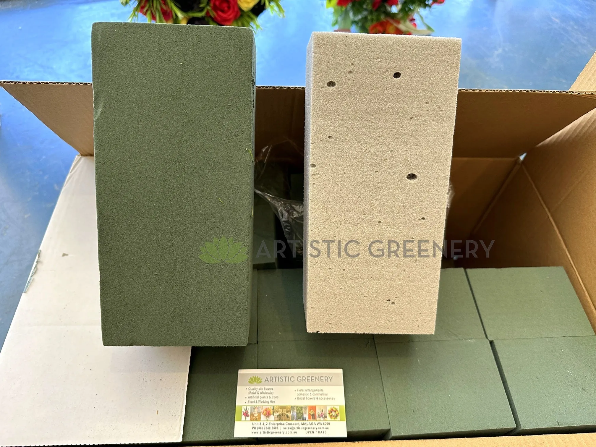 ACC0012 Floral Foam Block / Oasis (for flower arranging) GREEN / GREY