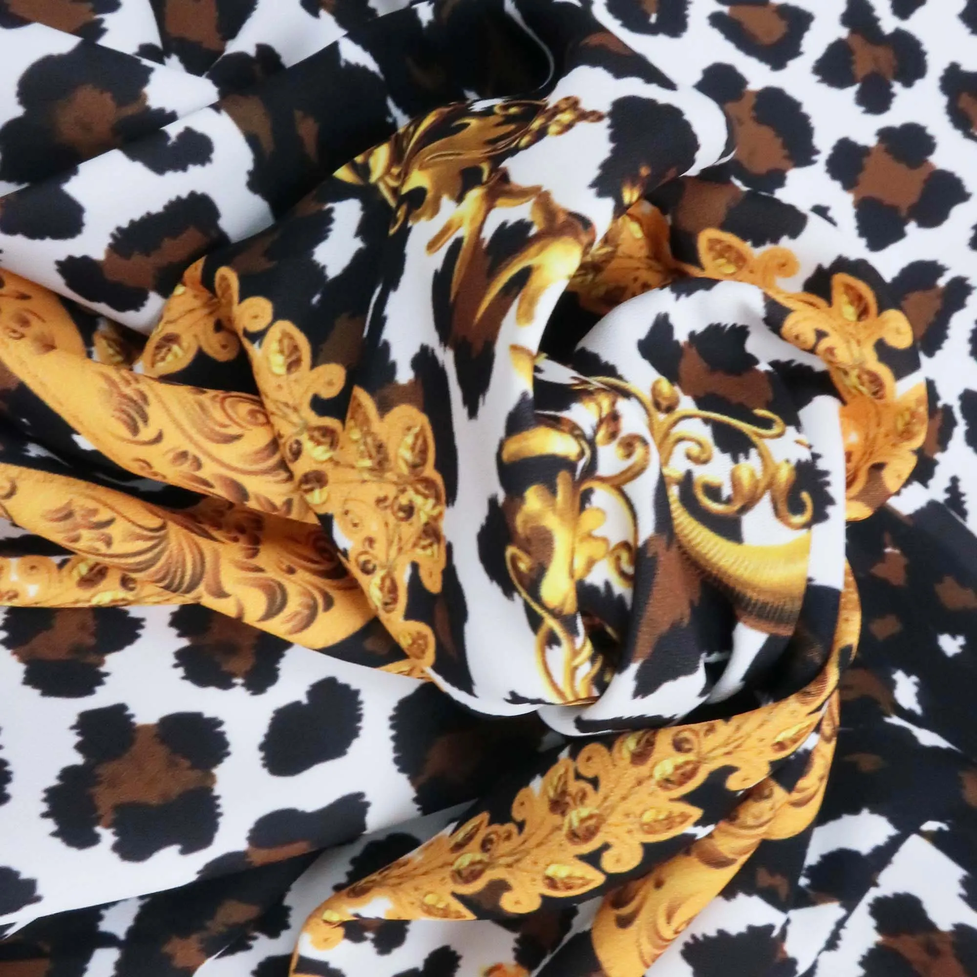 Black and White Fashion Designed Printed Polyester