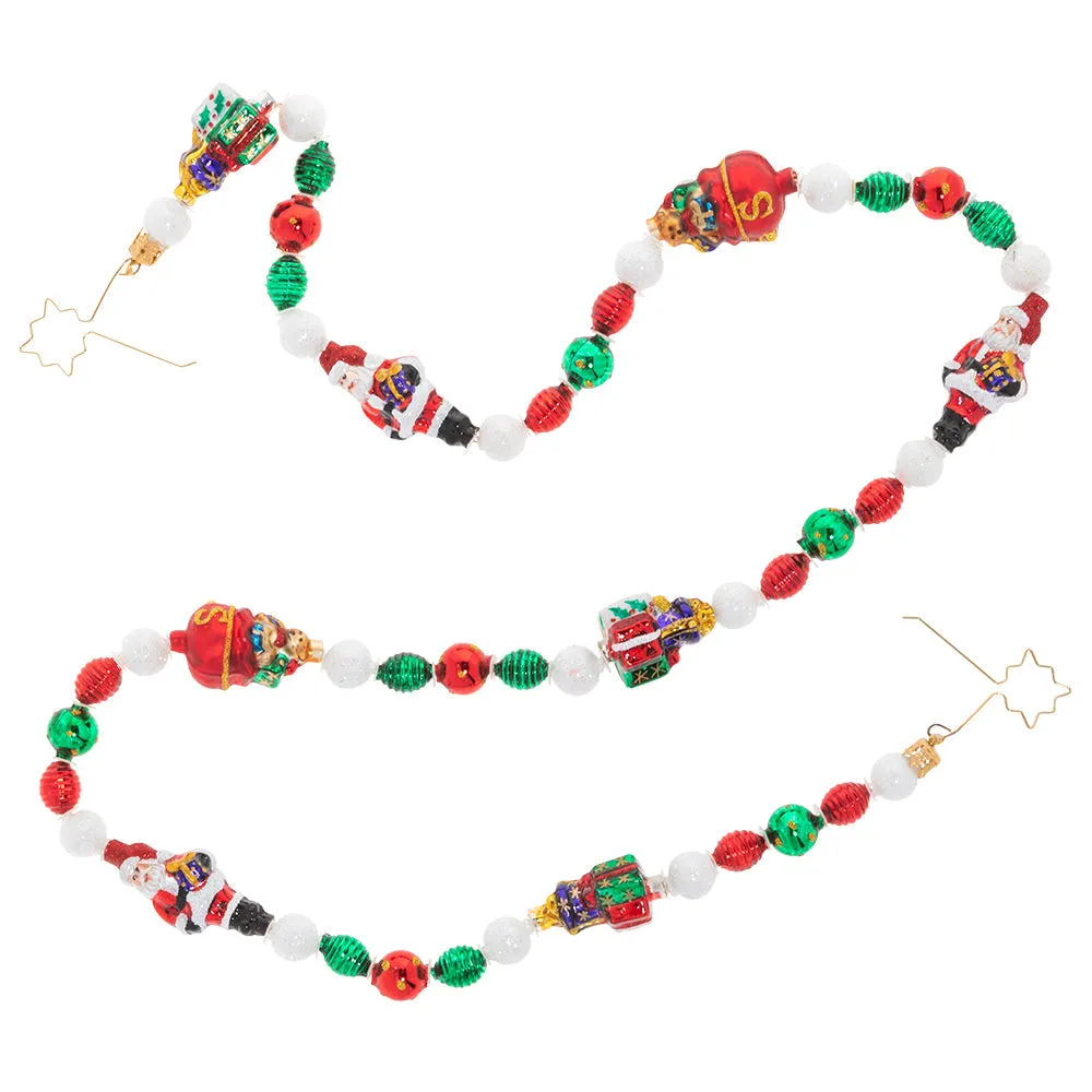 Classic Christmas Garland