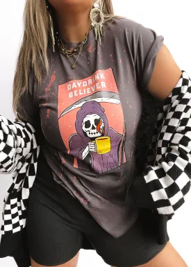 DAYDRINK BELIEVER BLEACHED OUT SIDE SLIT TEE