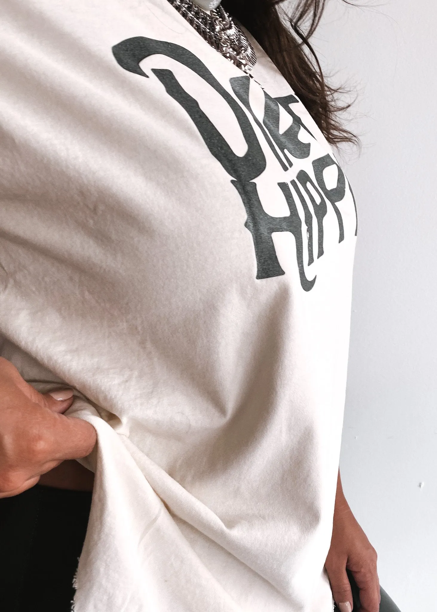 DIRTY HIPPIE SIDE SLIT TEE