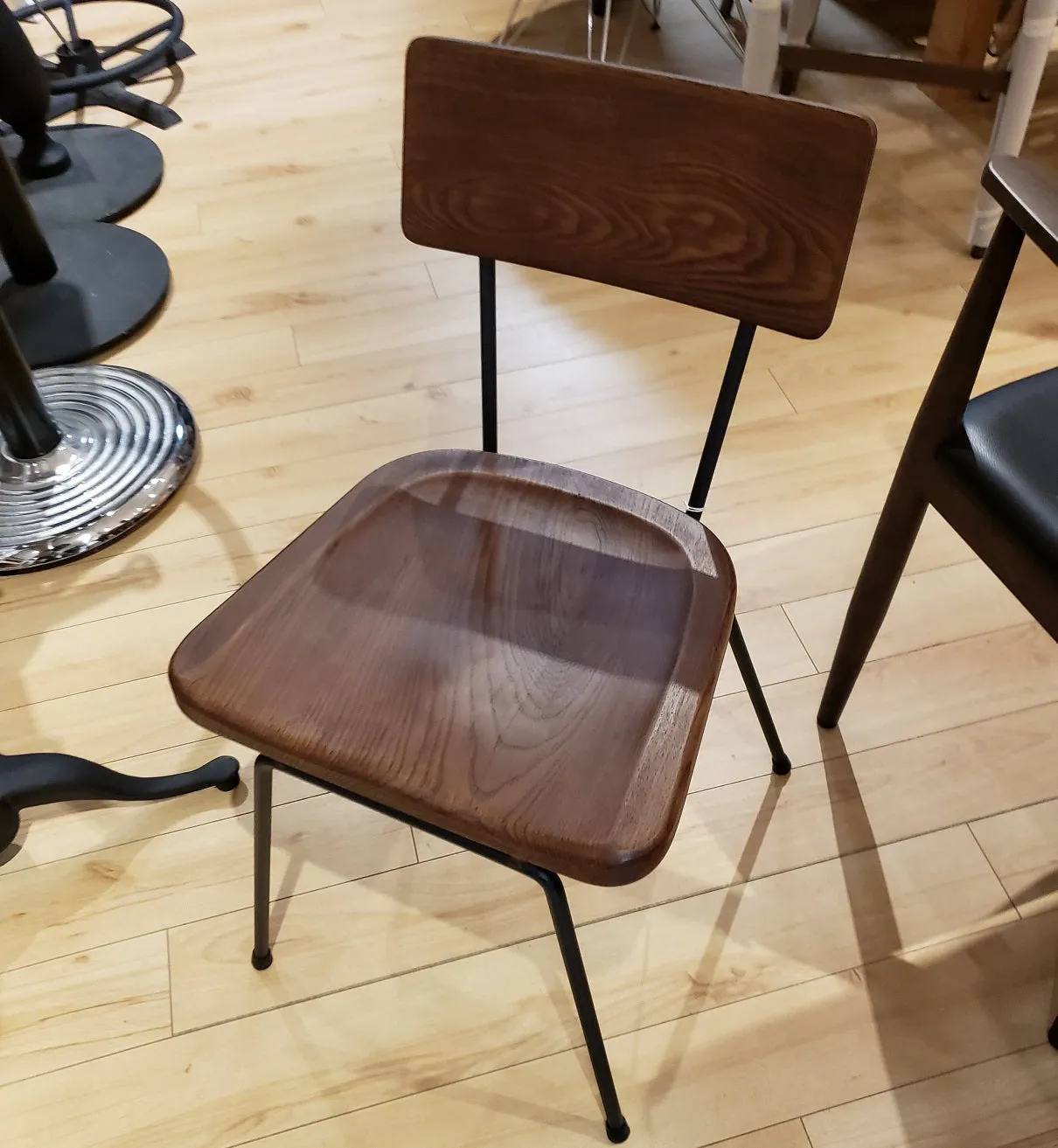 Rex Vintage Oak Walnut Finish Restaurant Chair