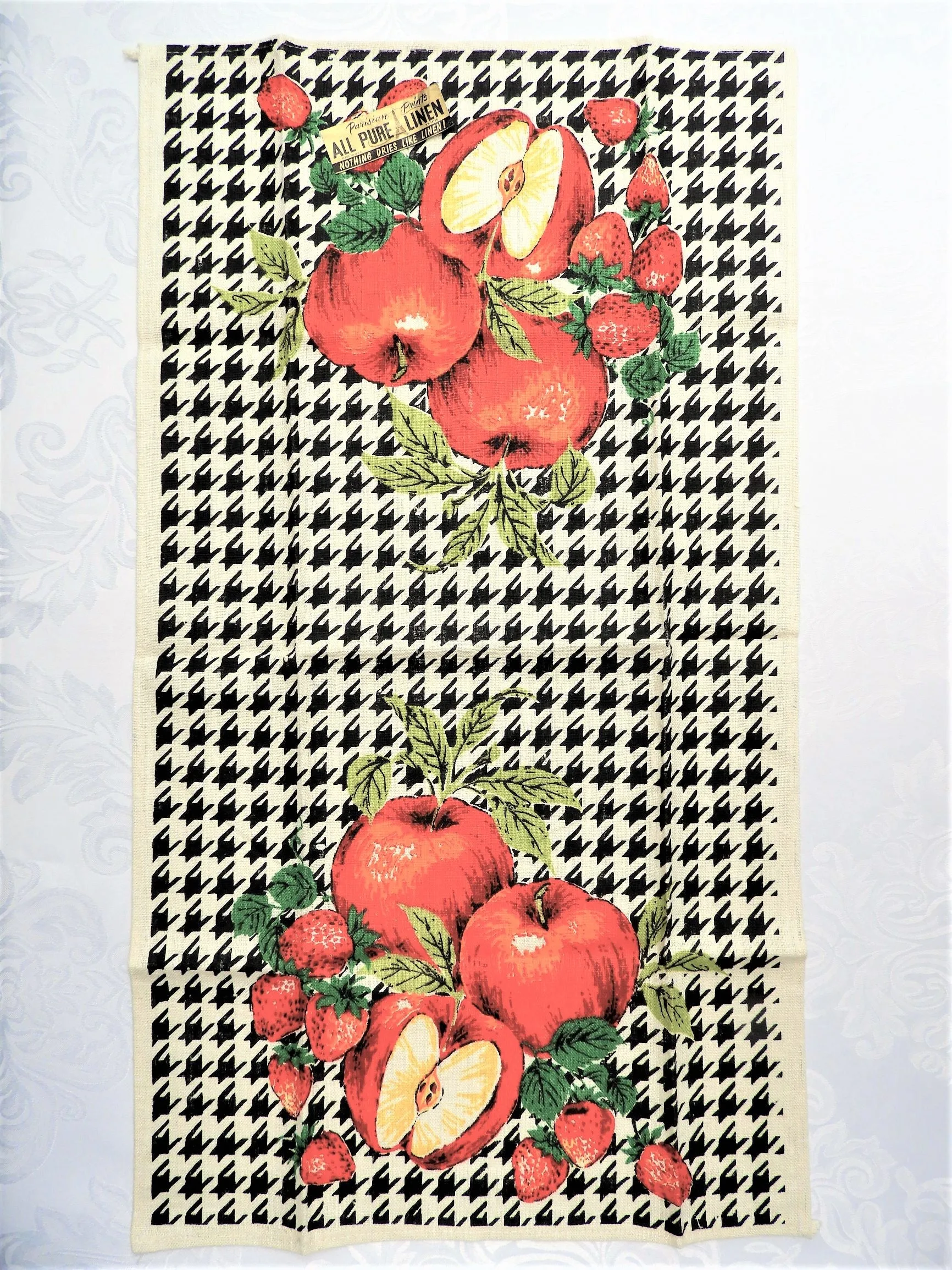 Vintage Tea Towel - Printed Linen - Apple and Strawberry - TWLP45